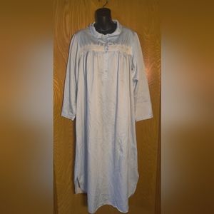 Oscar de La Renta Pink Label Nightgown